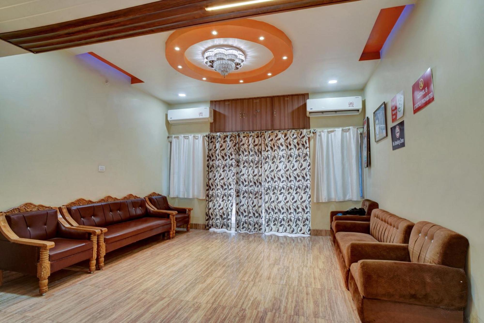 Super Hotel O Om Shriyam Banquet And Heritage Patna  Eksteriør billede