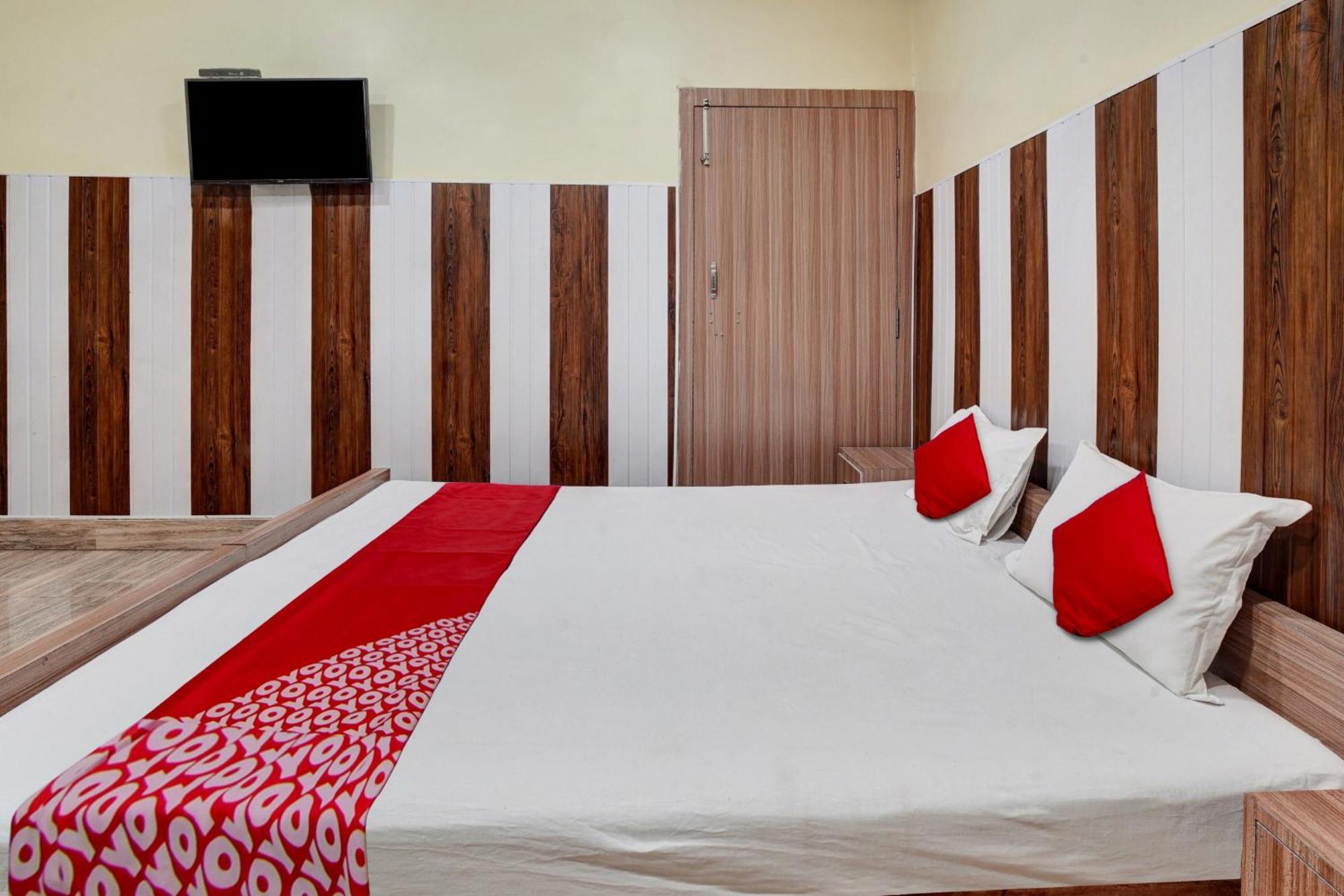 Super Hotel O Om Shriyam Banquet And Heritage Patna  Eksteriør billede